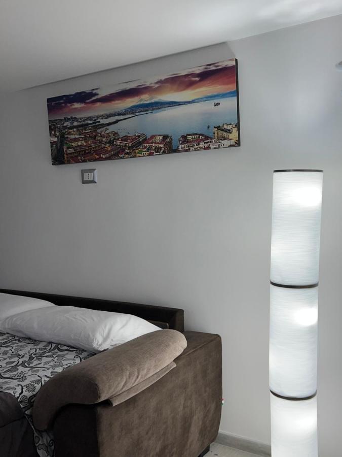 Napoli Centro-La Casa Di Lucio Bed and Breakfast Εξωτερικό φωτογραφία